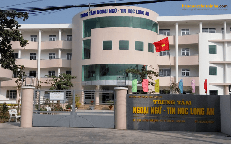 Trung tâm ngoại ngữ tin học Long An