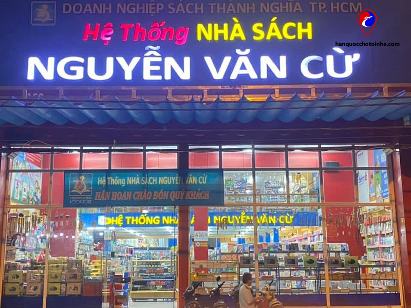 Nhà sách Nguyễn Văn Cừ