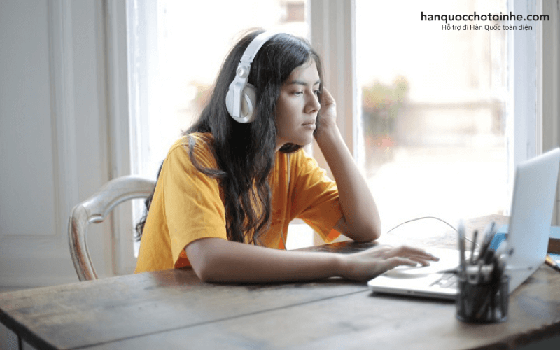 Học tiếng Hàn qua phim ảnh, âm nhạc
