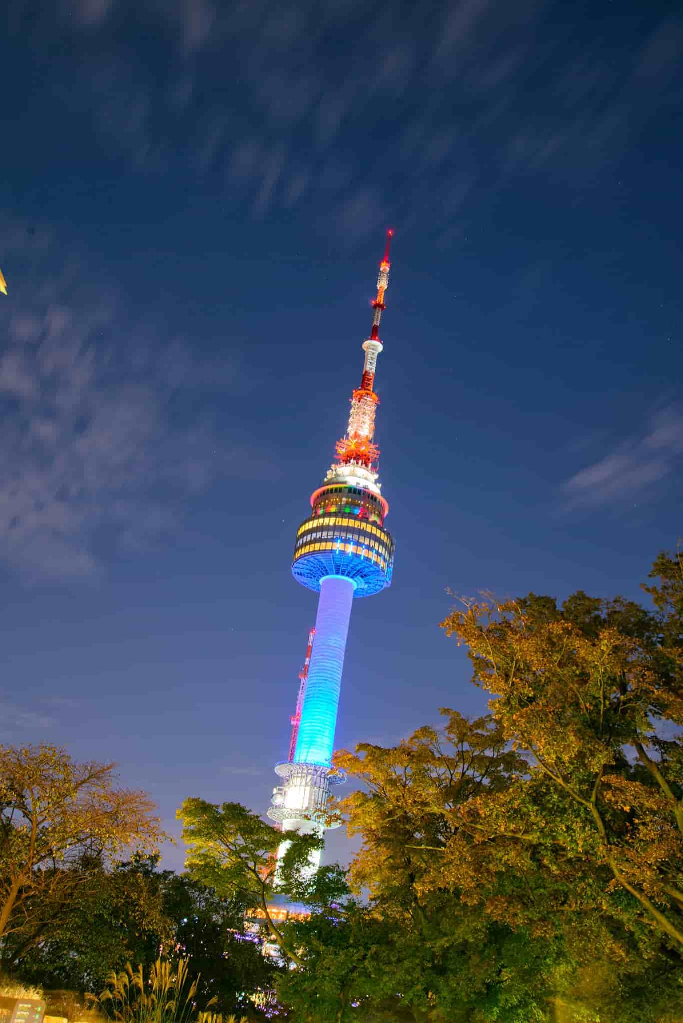 Tòa tháp Namsan nơi lãng mạn cho các cặp tình nhân